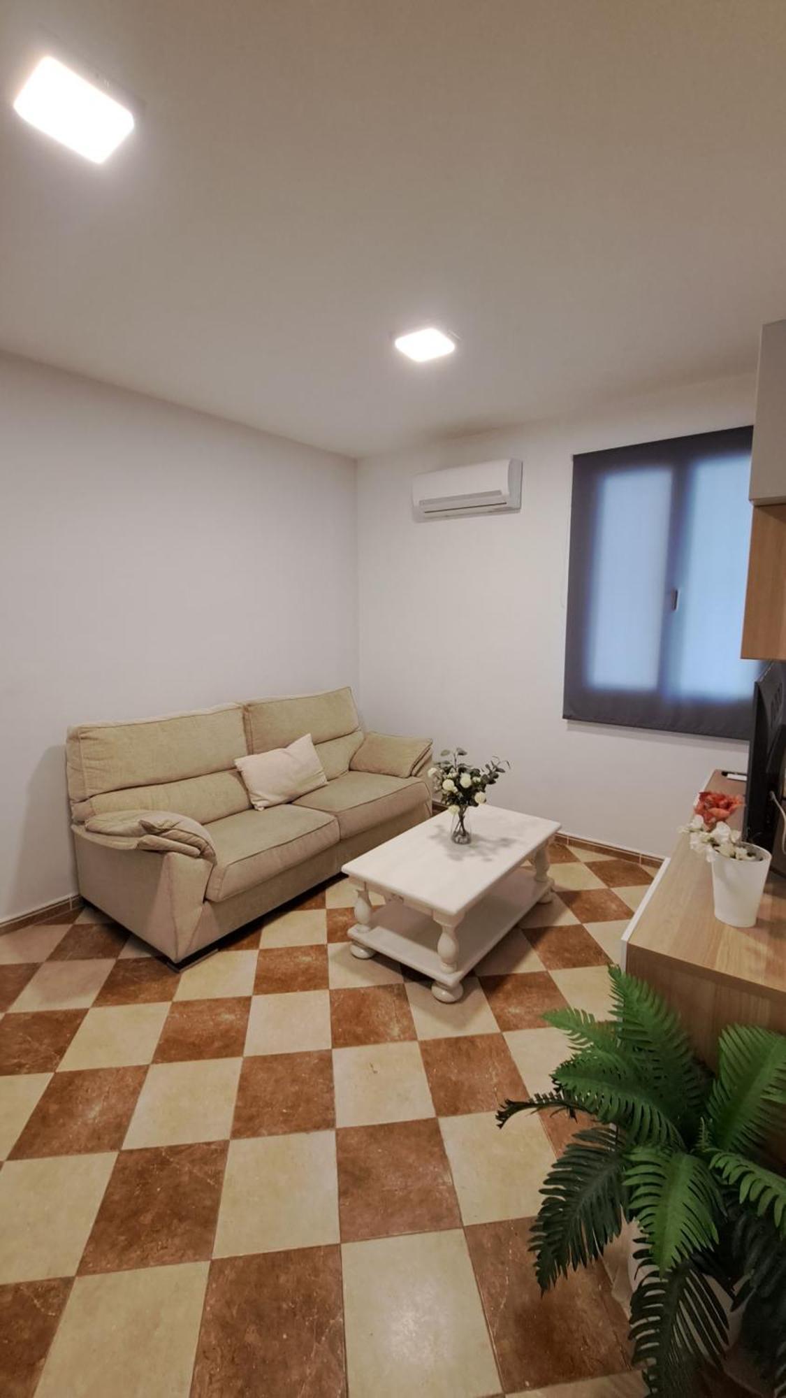 Ms4 Apartamentos Nervion เซบีญา ภายนอก รูปภาพ