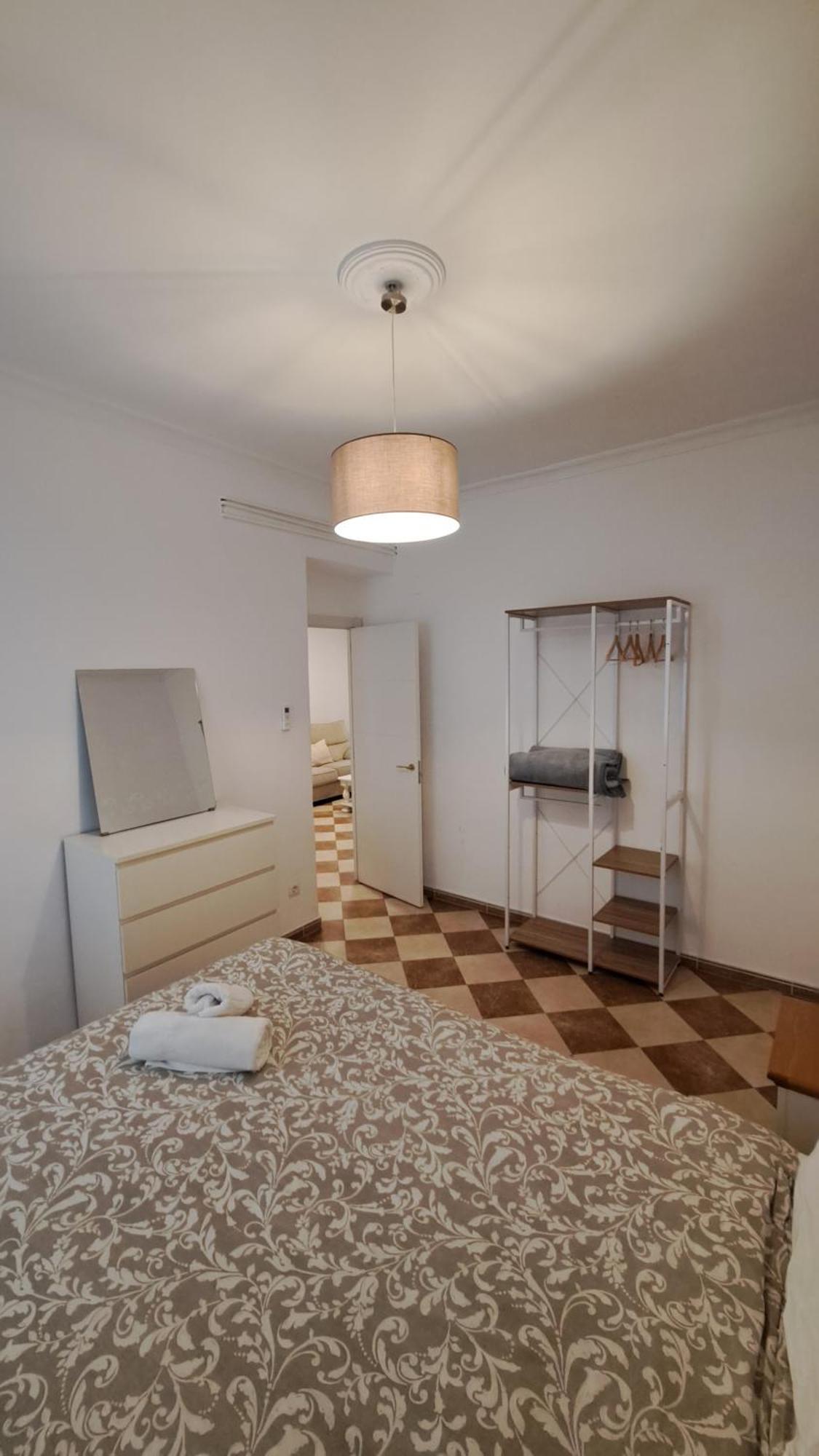 Ms4 Apartamentos Nervion เซบีญา ภายนอก รูปภาพ